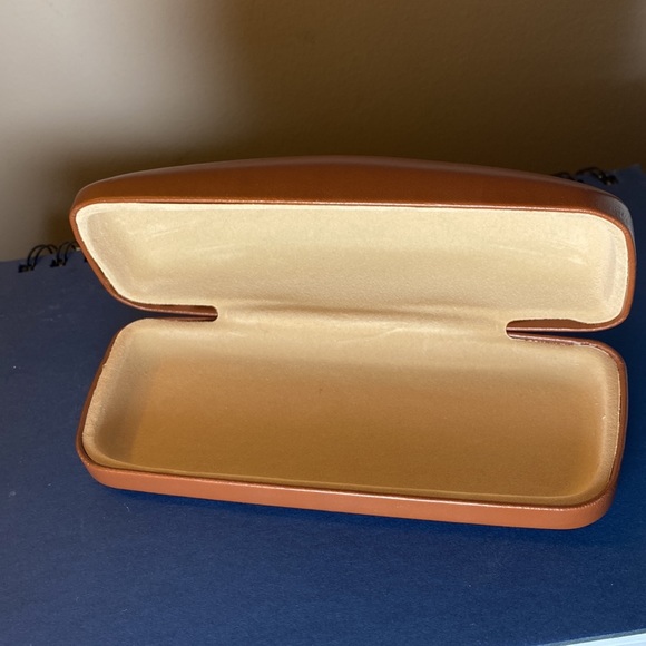 NWOT Longchamp Tan Leather Hard Clamshell Sunglass Sunnies Glasses Case - Picture 2 of 2